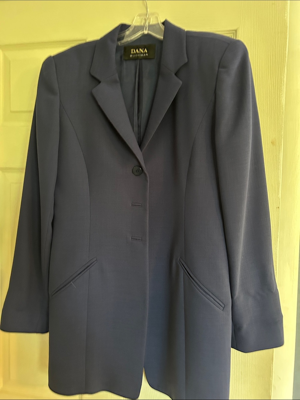 Dana Buchman jacket Size 8 -100% wool - blue
